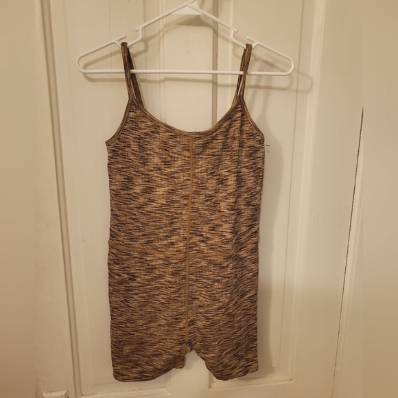 Joy Lab Athletic Brown Patterned Romper - Picture 1 of 7